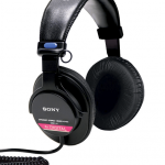 Sony MDR V6 Review - Don't Be Deceived!
