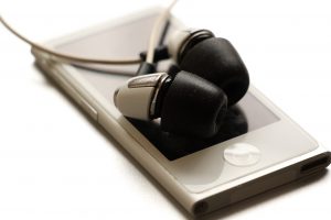 File Size and Portable Audio Players - What's The Difference Between WAV and MP3?