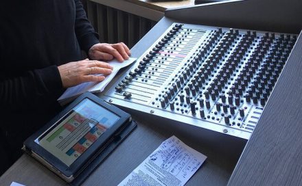 Recording Studio - Digital vs. Analog For Dummies